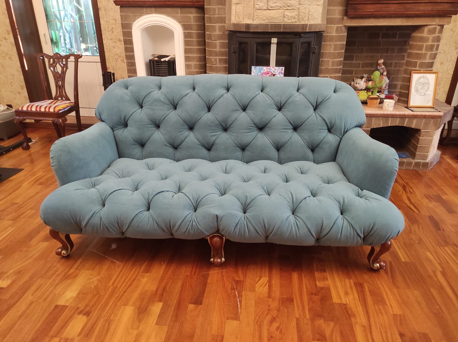 Перетяжка дивана. Харабали